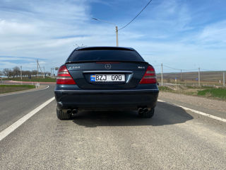 Mercedes E-Class foto 5