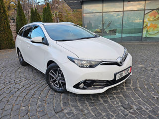 Toyota Auris foto 3