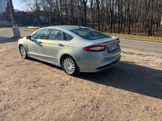 Ford Fusion foto 5