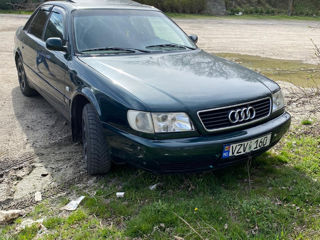 Audi 100