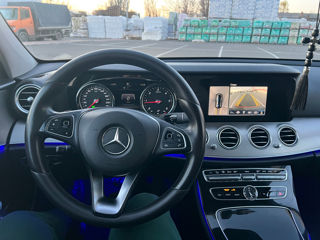 Mercedes E-Class foto 8