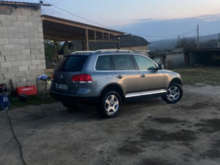 Volkswagen Touareg foto 3