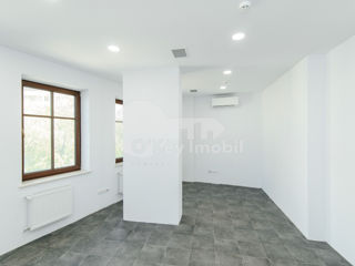 Oficiu cu o suprafață de 700 mp, Centru, 15120 € ! foto 9