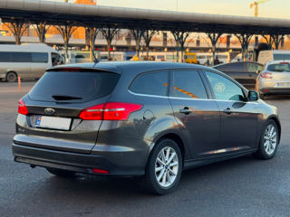 Ford Focus foto 6