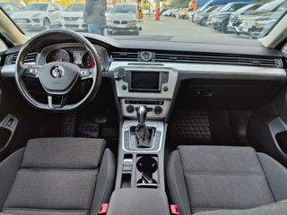 Volkswagen Passat foto 8