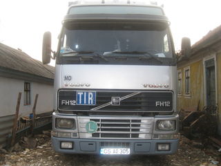 Volvo FH 12 foto 1