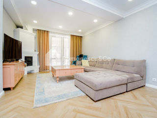 Vânzare casă în 2 niveluri, 220 mp+8 ari, Dumbrava, str. Durlești! foto 15
