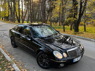 Mercedes E-Class foto 4