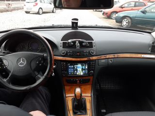 Mercedes E Class foto 8