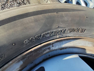 235/55 R17 au stat pe  VW T5 5 x112 foto 3