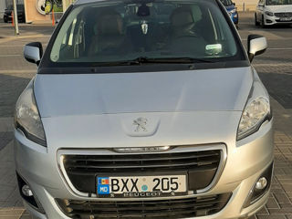 Peugeot 5008 foto 3