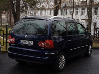 Volkswagen Sharan foto 2