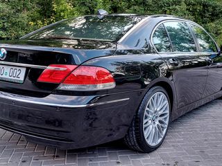 BMW 7 Series foto 5