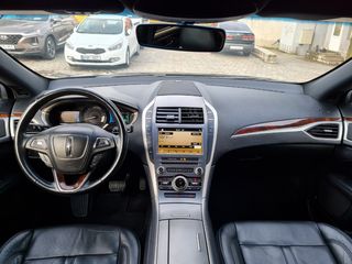 Lincoln MKZ foto 13