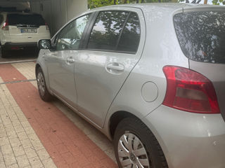 Toyota Yaris foto 4