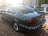 BMW 5 Series foto 3