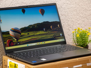 Lenovo Ideapad 3/ Core I5 1235U/ 16GB Ram/ IrisXe/ 500Gb SSD/ 15.6" FHD IPS!!! foto 2