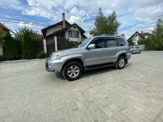 Toyota Land Cruiser Prado foto 1