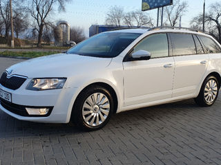 Skoda Octavia foto 2