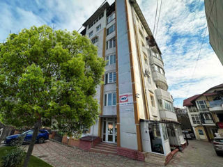 Apartament cu 2 camere, 84 m², Centru, Chișinău foto 9