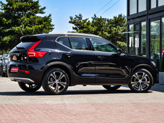 Volvo XC40 foto 1