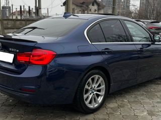 BMW 3 Series foto 4