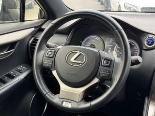 Lexus NX Series foto 13