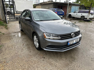 Volkswagen Jetta foto 3