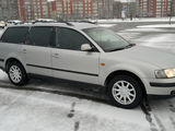 Volkswagen Passat foto 2