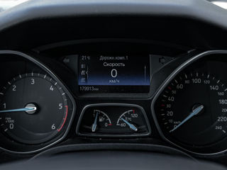 Ford Focus foto 9