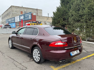 Skoda Superb foto 3