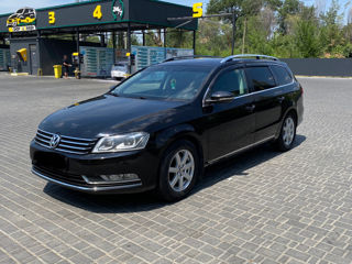 Volkswagen Passat foto 3