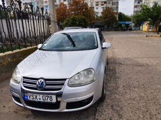 Volkswagen Jetta foto 5