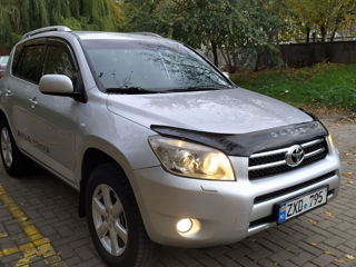 Toyota Rav 4 foto 2