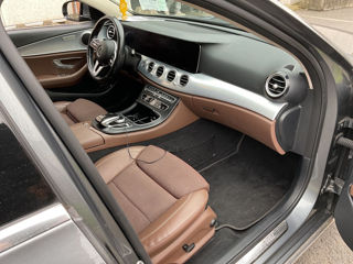 Mercedes E-Class foto 6