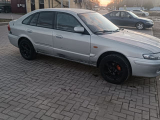 Mazda 626 foto 2