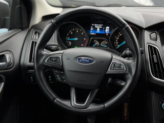 Ford Focus foto 12