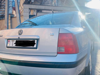 Volkswagen Passat foto 2