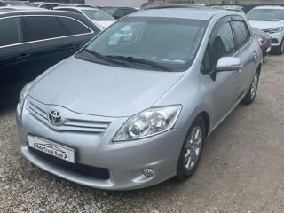 Toyota Auris foto 2