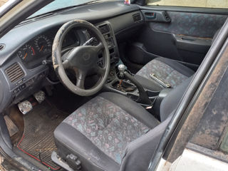 Toyota Carina foto 5