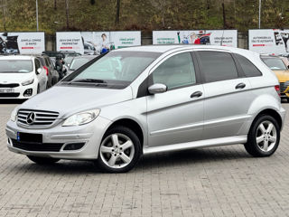 Mercedes B-Class foto 3