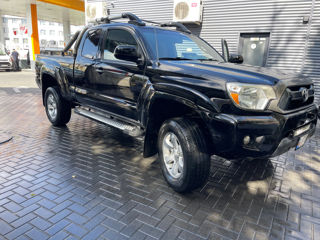 Toyota Tacoma foto 3