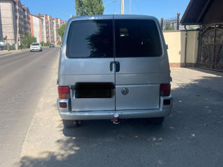 Volkswagen Transporter foto 2