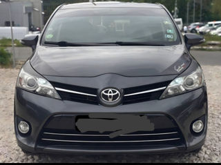 Toyota Verso foto 3