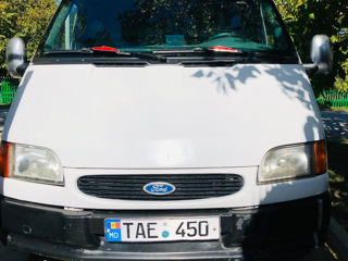 Ford Transit foto 2