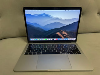 MacBook Pro 13-inch, 2017, Touch-Bar 256gb foto 3