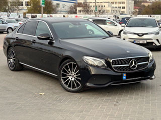 Mercedes E-Class foto 5