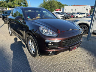 Porsche Cayenne foto 2