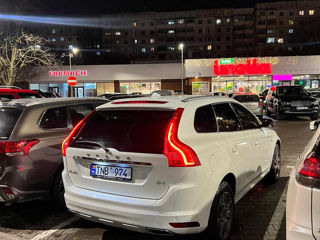 Volvo XC60 foto 4