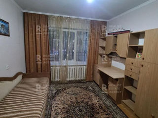 Apartament cu 3 camere, 72 m², Botanica, Chișinău foto 13